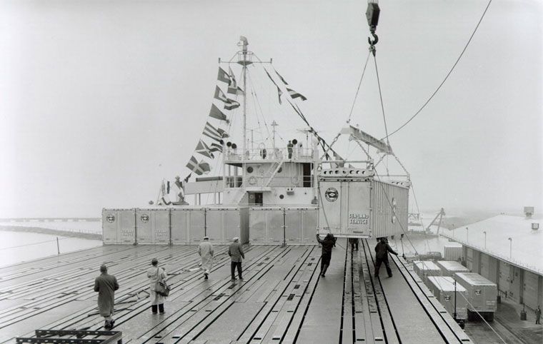 1.1 История создания контейнеров