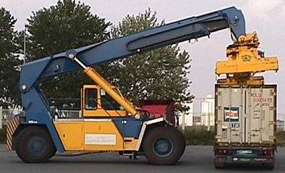 strauch_01_05_009.jpg strauch_01_05_009.jpg